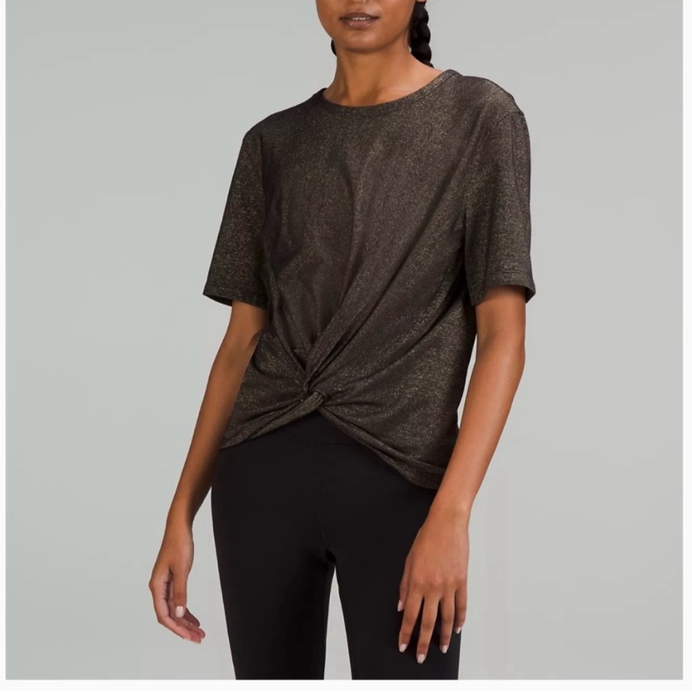 Lululemon SPECIAL EDITION Crescent Tee Spark